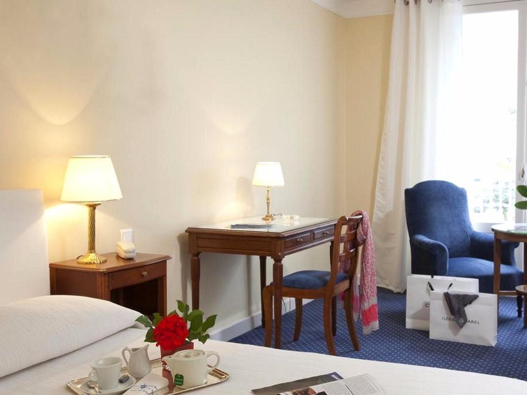 Logis Hotel Royal Saint-Mart رويات المظهر الخارجي الصورة
